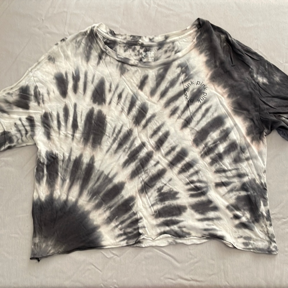 PINK Tie Dye cropped shirt, size XS